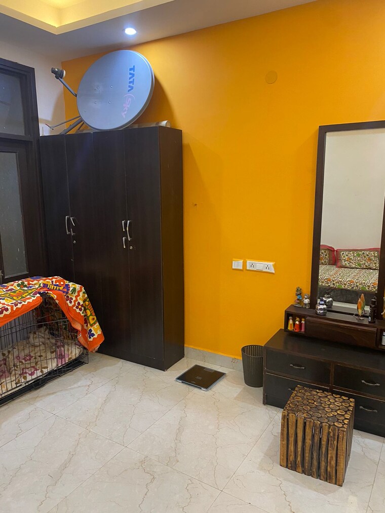 Bedroom, saket 3 Bedroom 1000 Sq.Ft. Builder Floor In Saket Delhi 9411707