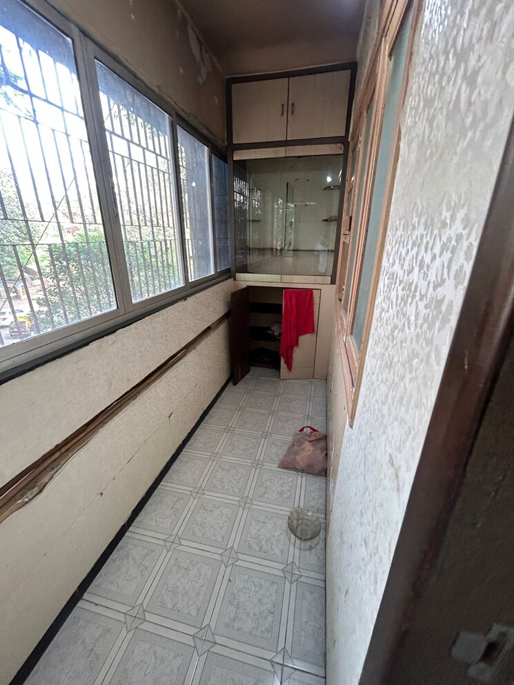 Balcony, dadar west 1.5 Bedroom 600 Sq.Ft. Apartment In Dadar West Mumbai 9411720