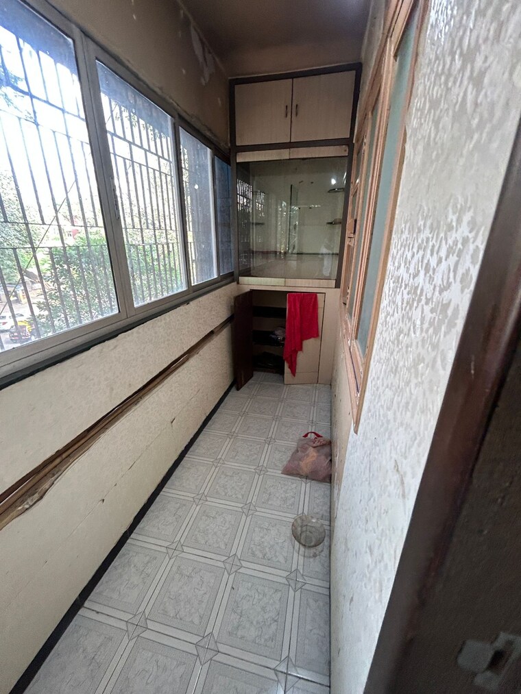 Balcony, dadar west 1.5 Bedroom 600 Sq.Ft. Apartment In Dadar West Mumbai 9411720