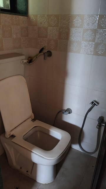 1 BHK Apartment For Rent in Lok Puram, Vasant Vihar