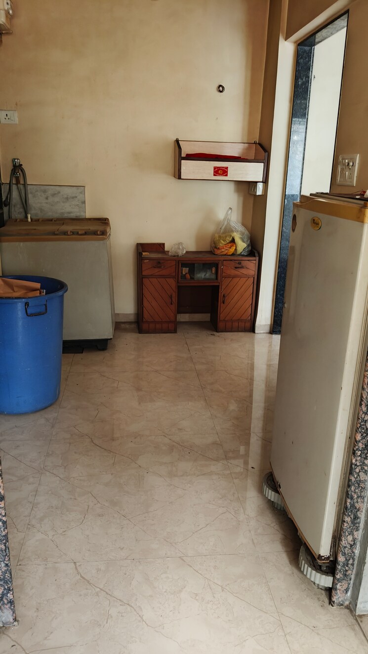 Bathroom, lok-puram 1 Bedroom 540 Sq.Ft. Apartment In Vasant Vihar Thane 9411724