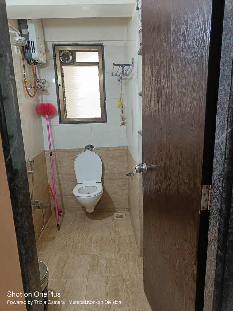 Bathroom, vas-pushp-vinod-15 2 Bedroom 685 Sq.Ft. Apartment In Borivali West Mumbai 9411727