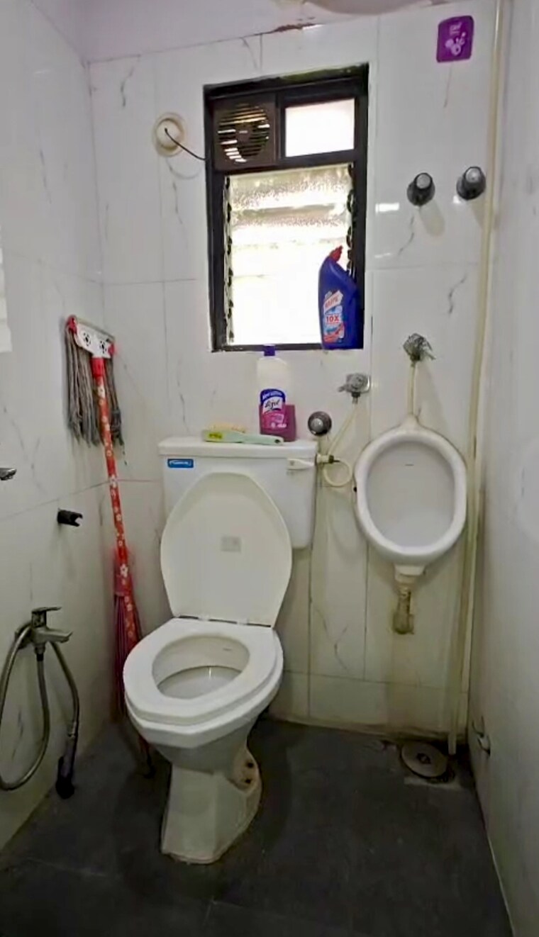 Bathroom, malad west Commercial Office Space 580 Sq.Ft. In Malad West Mumbai 9411733