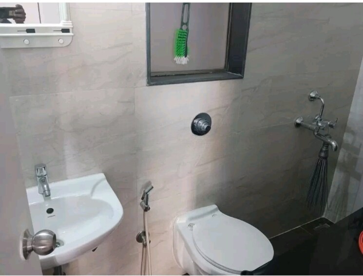 Bathroom, sheth-vasant-athena 2 Bedroom 875 Sq.Ft. Apartment In Laxmi Nagar Thane 9411739