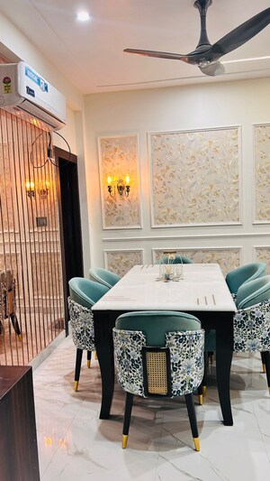 Team Area in 3.5 BHK Villa at Choudhary Enclave, Sanjay Nagar – for Sale