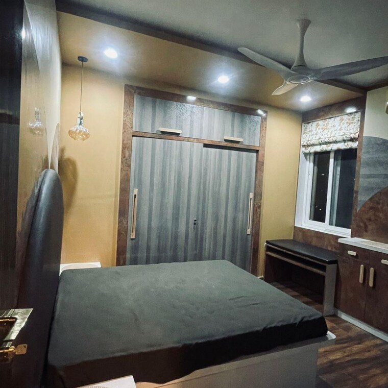 Bedroom, parsvnath-planet 4 Bedroom 2050 Sq.Ft. Apartment In Vibhuti Khand Lucknow 9411758