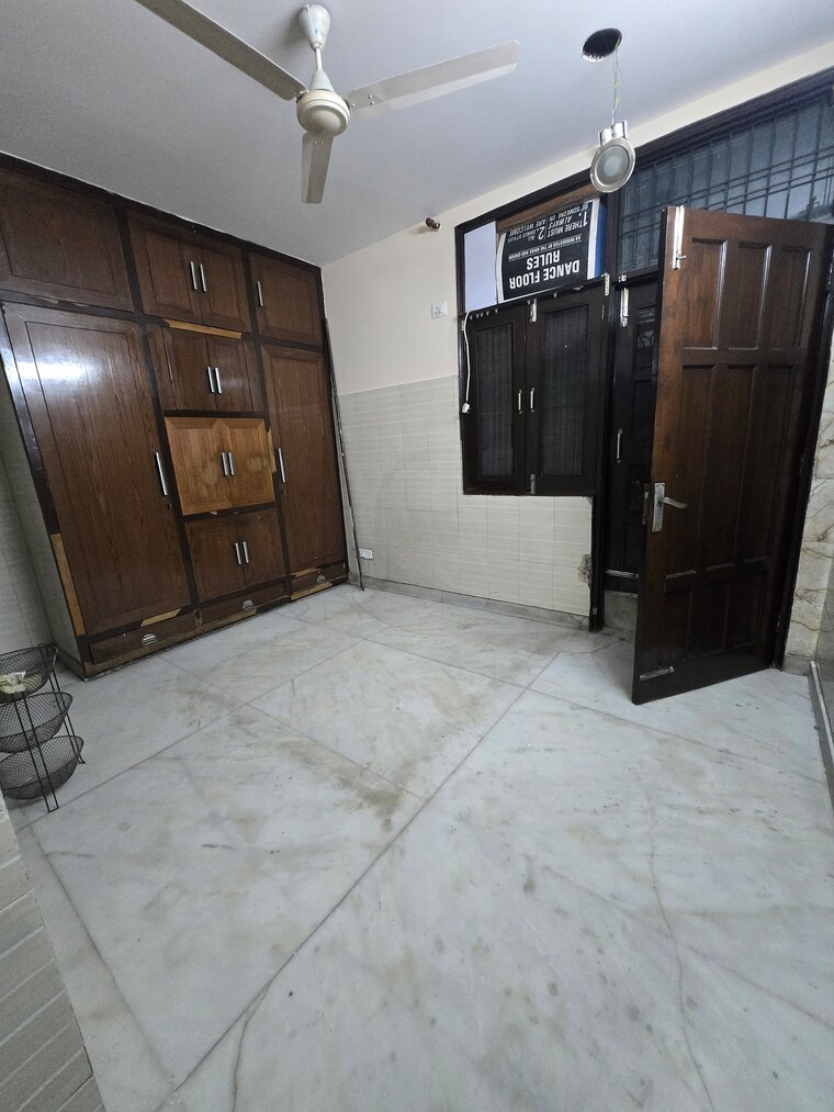 Kitchen, amar colony 2 Bedroom 900 Sq.Ft. Builder Floor In Amar Colony Delhi 9411774