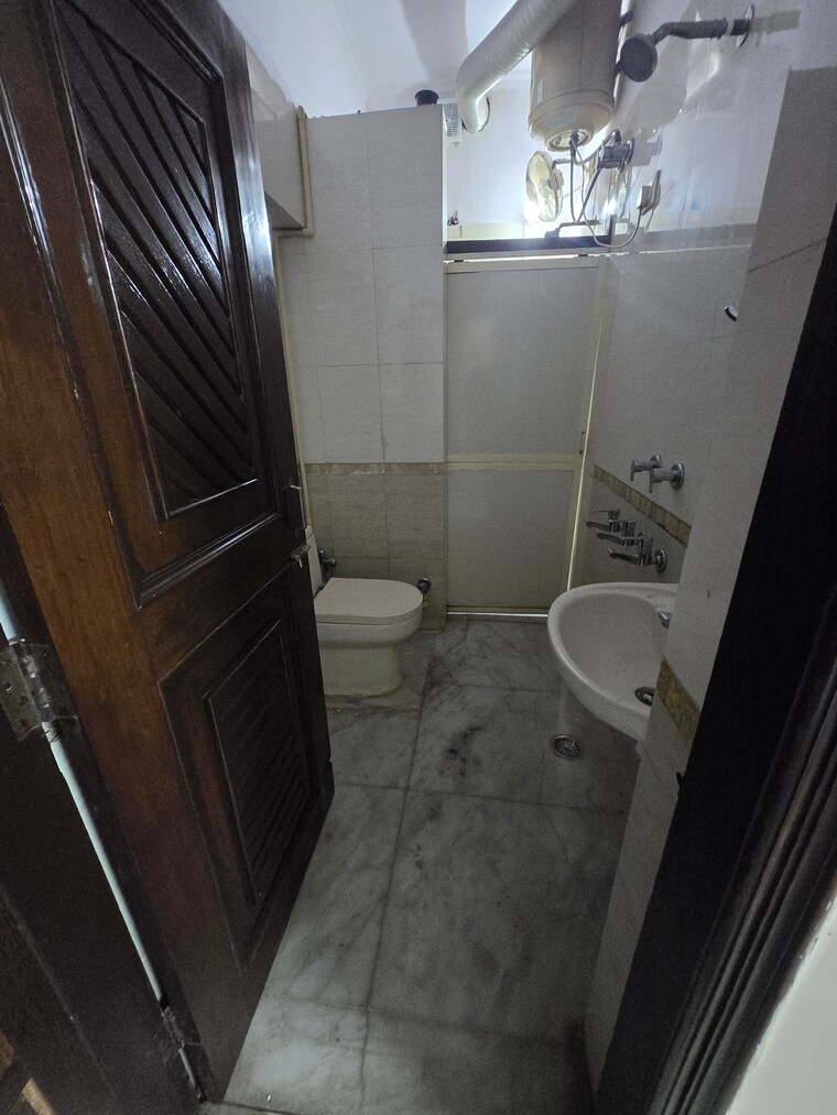 Kitchen, amar colony 2 Bedroom 900 Sq.Ft. Builder Floor In Amar Colony Delhi 9411774