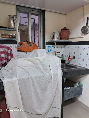 Master Bedroom in 1 BHK Apartment at Shreeniwas Tower, Lower Parel – for Rent