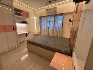 Master Bedroom in 2 BHK Apartment at Sheth Vasant Oasis, Andheri East – for Rent