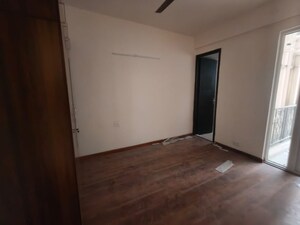 Room in 2 BHK Apartment at Signature The Serenas, Sohna Sector 36 – for Rent