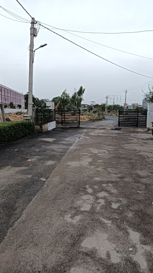  Plot – Exterior View View at Raebareli Road - for Sale