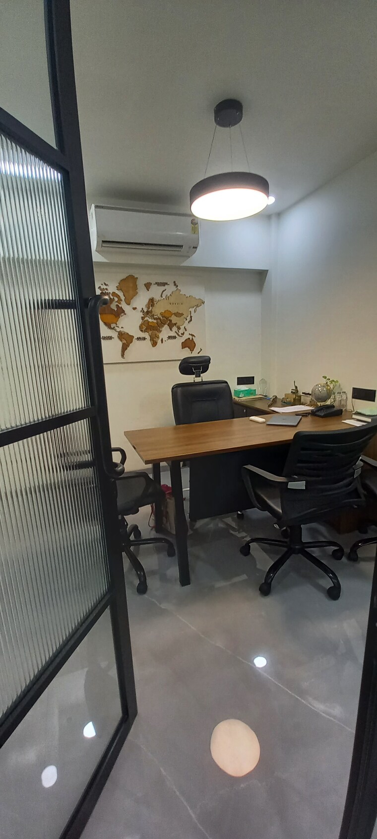 Gym, c g road Commercial Office Space in IT/SEZ 1900 Sq.Ft. In C G Road Ahmedabad 9411823