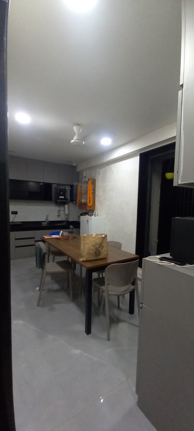 undefined, c g road Commercial Office Space in IT/SEZ 1900 Sq.Ft. In C G Road Ahmedabad 9411823