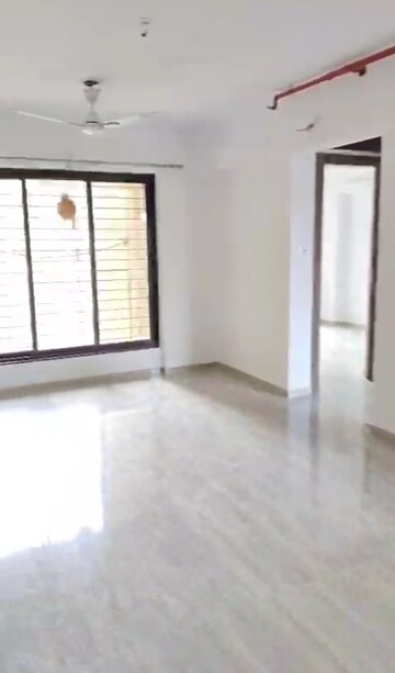 Room in 2 BHK Apartment at Neelkanth Palms Phase 2, Thane West – for Rent