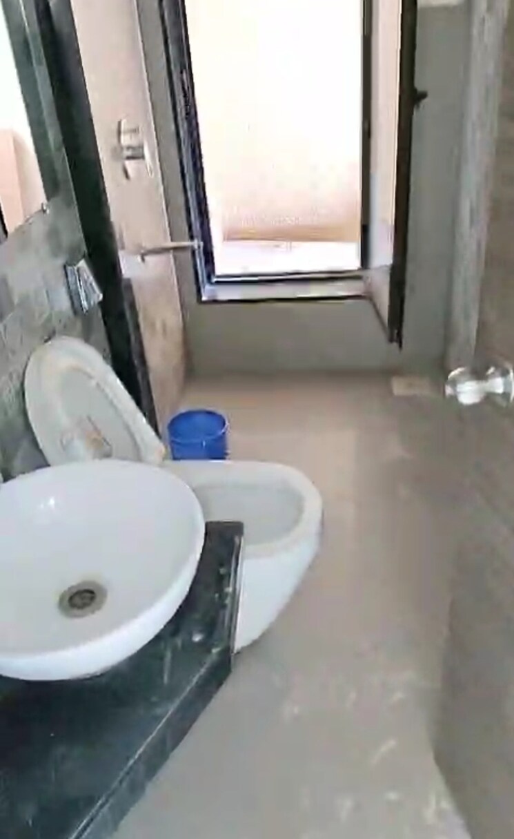Bathroom, neelkanth-palms-phase-2 2 Bedroom 743 Sq.Ft. Apartment In Thane West Thane 9411849