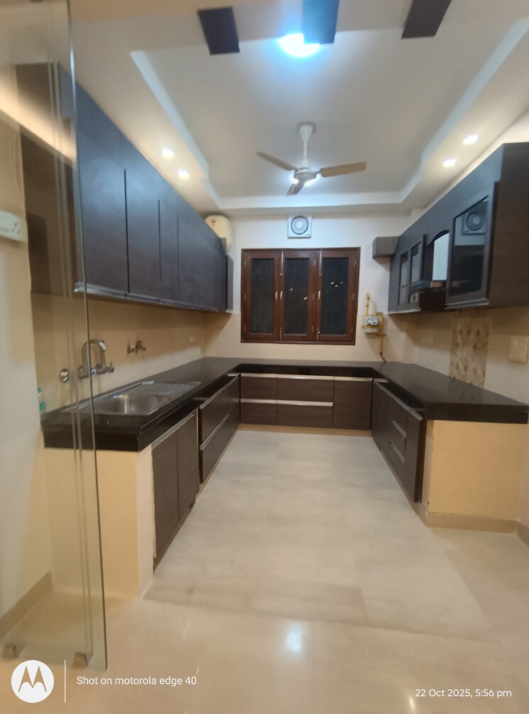 Kitchen/pantry, shivalik colony 3 Bedroom 200 Sq.Yd. Builder Floor In Shivalik Colony Delhi 9411880