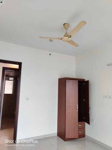 Room in 3 BHK Apartment at Aparna Elina, Yeshwanthpur – for Rent