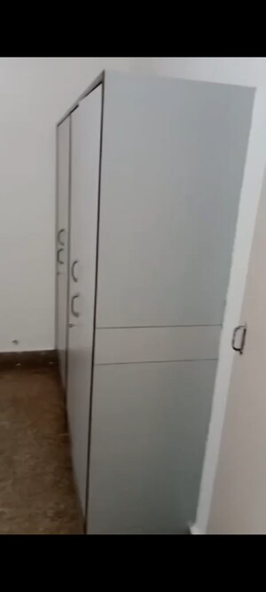 Furnished Amenities in 2 BHK Apartment at Kalina – for Rent