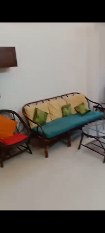 2 BHK Apartment For Rent in Kalina