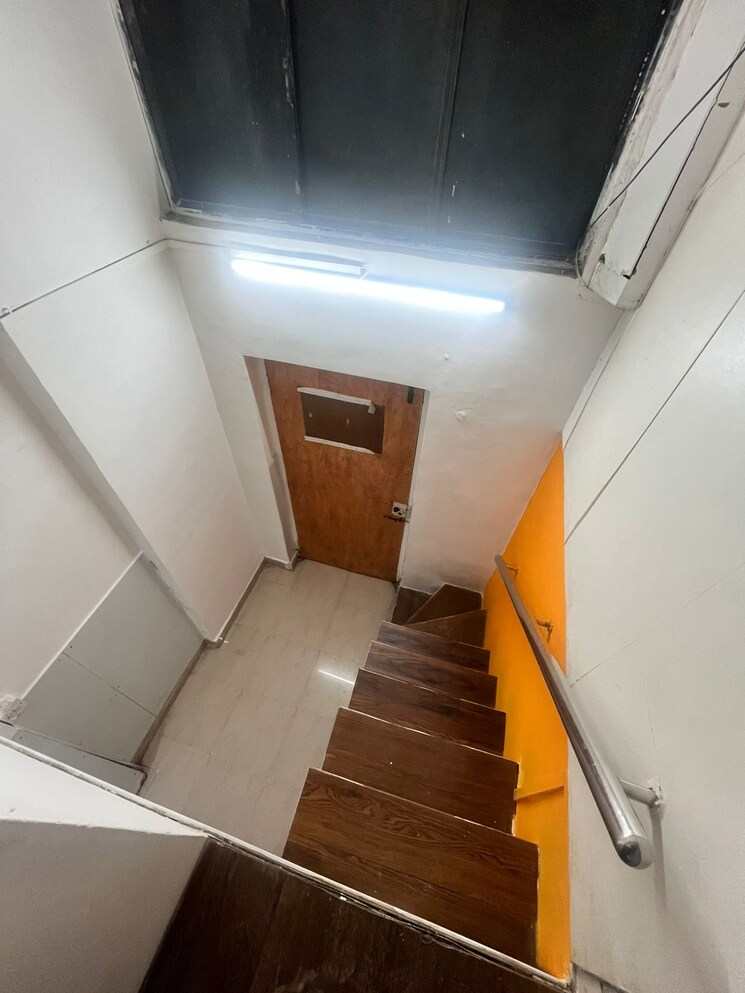 Kitchen, andheri west Commercial Office Space 650 Sq.Ft. In Andheri West Mumbai 9411897