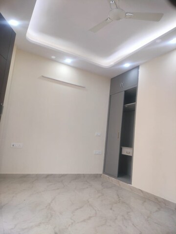 Master Bedroom in 2 BHK Builder Floor at Kalkaji – for Rent