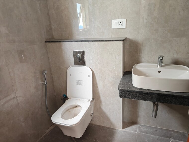 Bathroom, aurobindo-the-regent 3 Bedroom 1646 Sq.Ft. Apartment In Kondapur Hyderabad 9411923