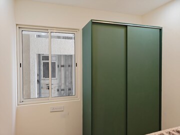 Room in 3 BHK Apartment at Aurobindo The Regent, Kondapur – for Rent