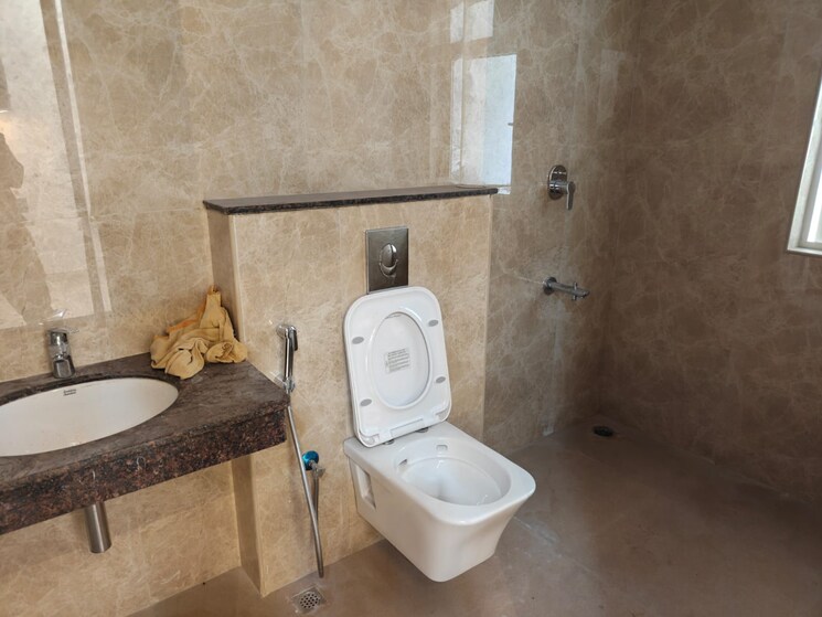 Bathroom, aurobindo-the-regent 3 Bedroom 1646 Sq.Ft. Apartment In Kondapur Hyderabad 9411923