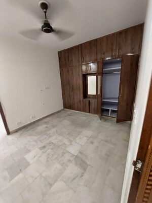 Master Bedroom in 2 BHK Builder Floor at Kalkaji – for Rent