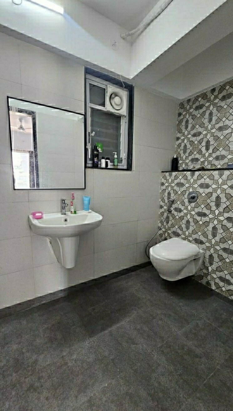Bathroom, kumar-city 4 Bedroom 3000 Sq.Ft. Villa In Kalyani Nagar Pune 9411933