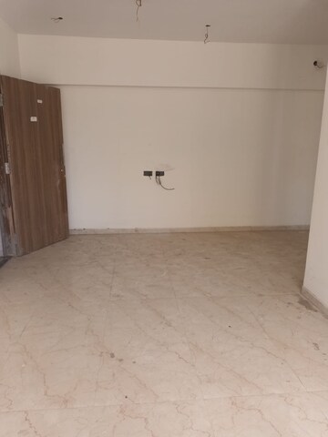 2 BHK Apartment For Sale in Borivali West