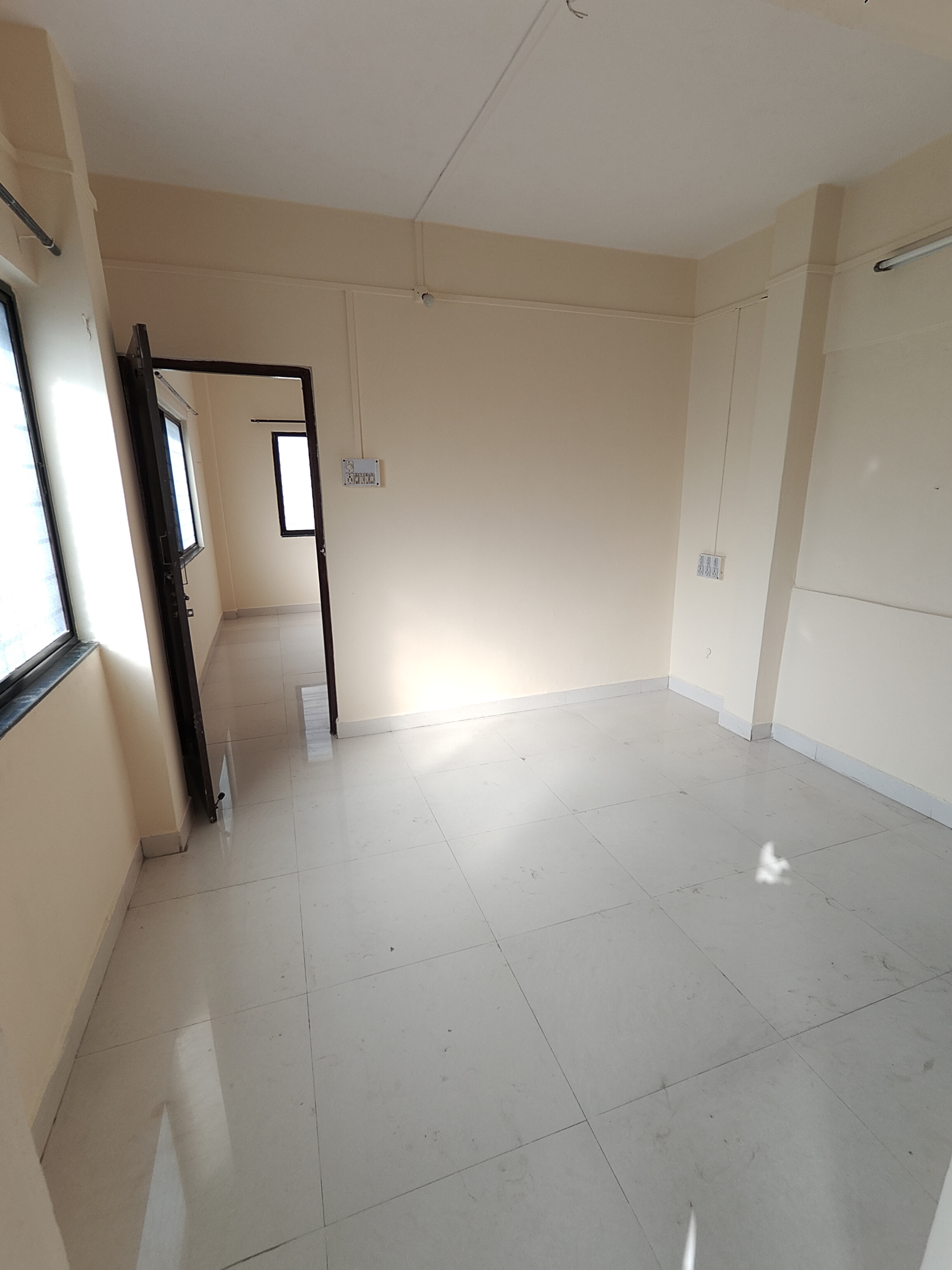1 BHK + Extra Room Apartment For Rent in Anand Appartment 