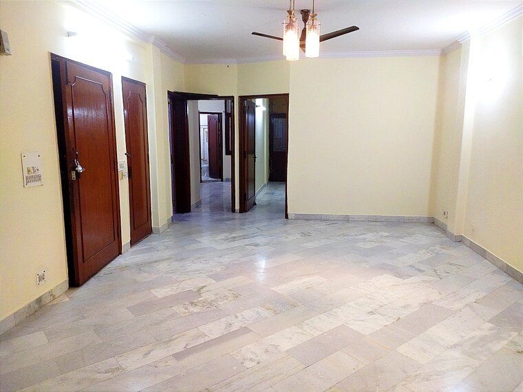 Living Room, chittaranjan park 2 Bedroom 1300 Sq.Ft. Builder Floor In Chittaranjan Park Delhi 9411971