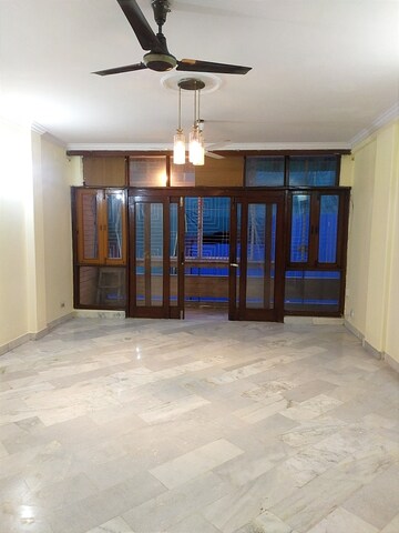 2 BHK Builder Floor For Rent in Chittaranjan Park