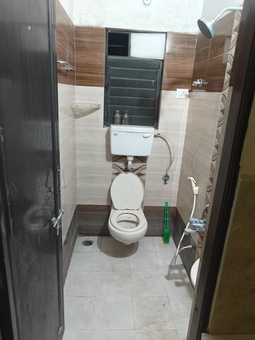 Bathroom in 3 BHK Apartment at Besa Pipla rd – for Rent