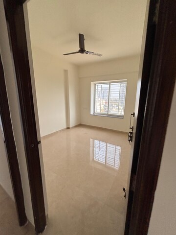 Room in 3 BHK Apartment at Besa Pipla rd – for Rent