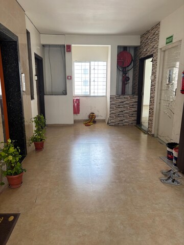 Parking in 3 BHK Apartment at Besa Pipla rd – for Rent