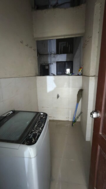 Bathroom in 3 BHK Apartment at Kohinoor Shangrila, Pimpri – for Rent