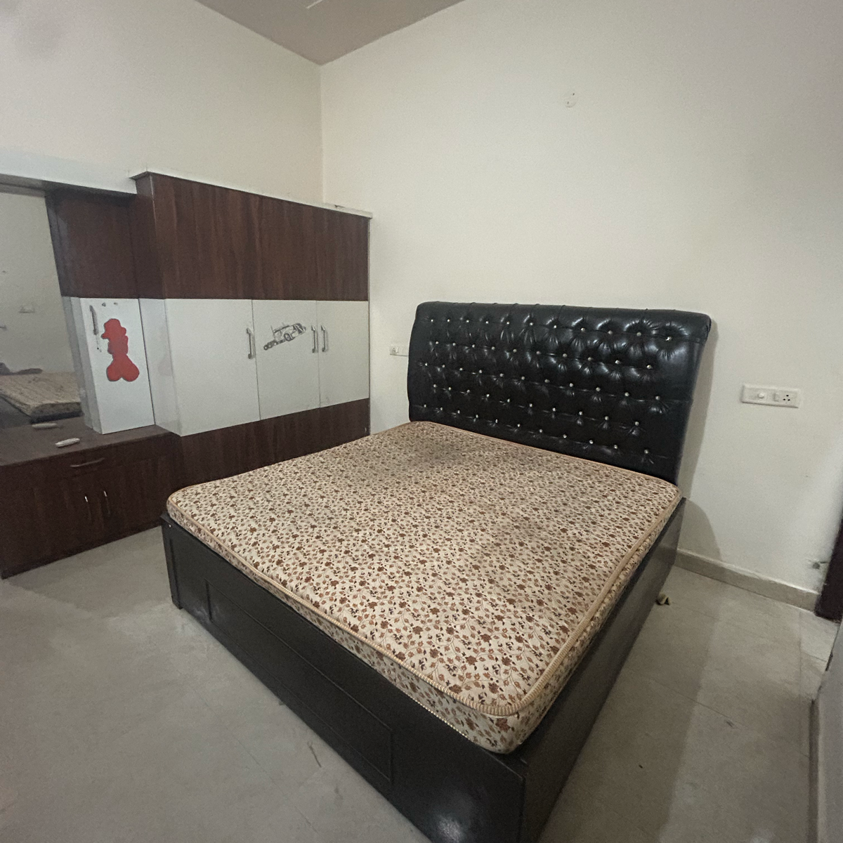 1 BHK + Extra Room Apartment For Rent in Kharar Landran Road