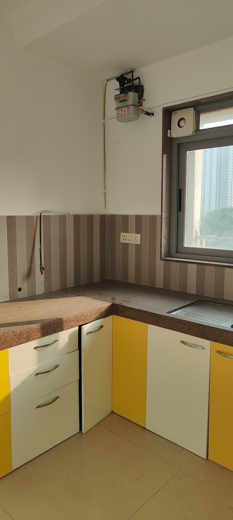 Kitchen, kalpataru-the-sunrise 2 Bedroom 850 Sq.Ft. Apartment In Kolshet Road Thane 9411988