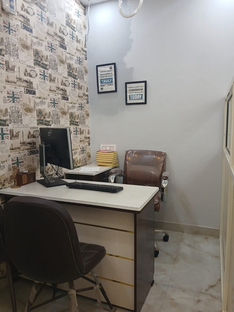 Team Area, nk-savitry-enclave 2 Bedroom 1650 Sq.Ft. Apartment In Vip Road Zirakpur 9412012