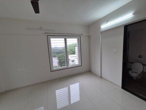 Room in 3 BHK Apartment at Manisha Apartment Law College Road, Law College Road – for Rent