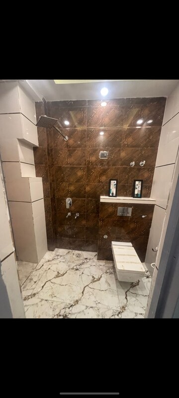 Bathroom in 2 BHK Builder Floor at Amolik Residency, Sector 86 – for Sale