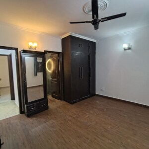 Room in 3 BHK Builder Floor at Malviya Nagar – for Rent