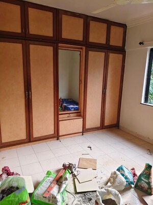 Room in 2 BHK Apartment at Kailash CHS, Kothrud – for Rent