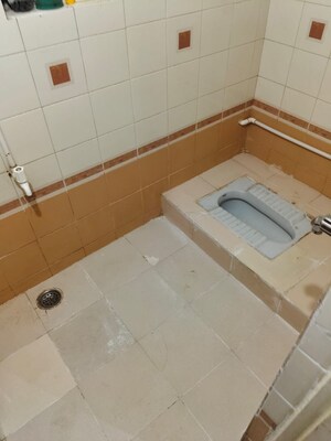 Furnished Amenities in 2 BHK Apartment at Kailash CHS, Kothrud – for Rent