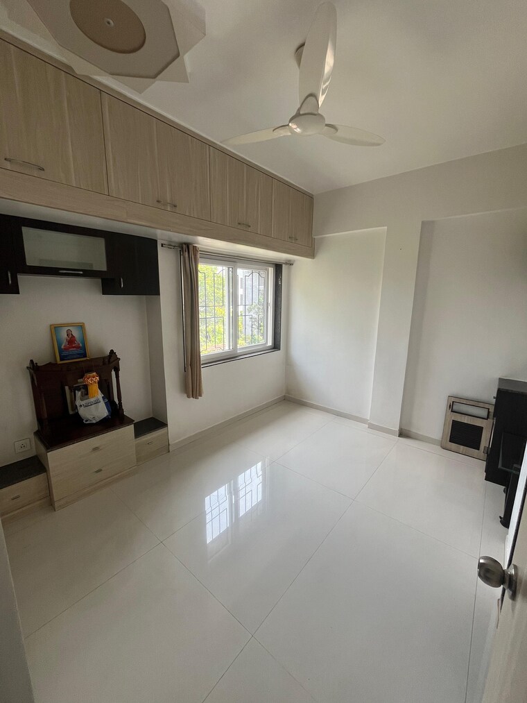 Living Room, seema-garden 3 Bedroom 1300 Sq.Ft. Apartment In Kothrud Pune 9412069