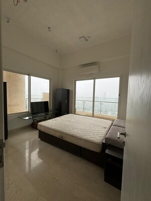 Bedroom in 3 BHK Apartment at Kalpataru Magnus, Bandra East – for Rent