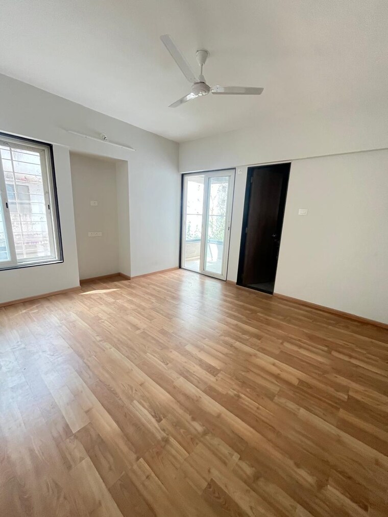 Room, badhekar-ramkrupa 3 Bedroom 1251 Sq.Ft. Apartment In Kothrud Pune 9412074